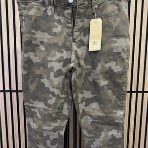 Levi’s 311 Pants